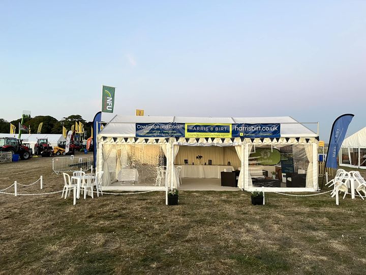 vale-show.jpg