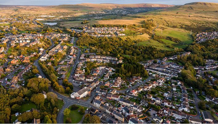 Buying with Harris & Birt banner image