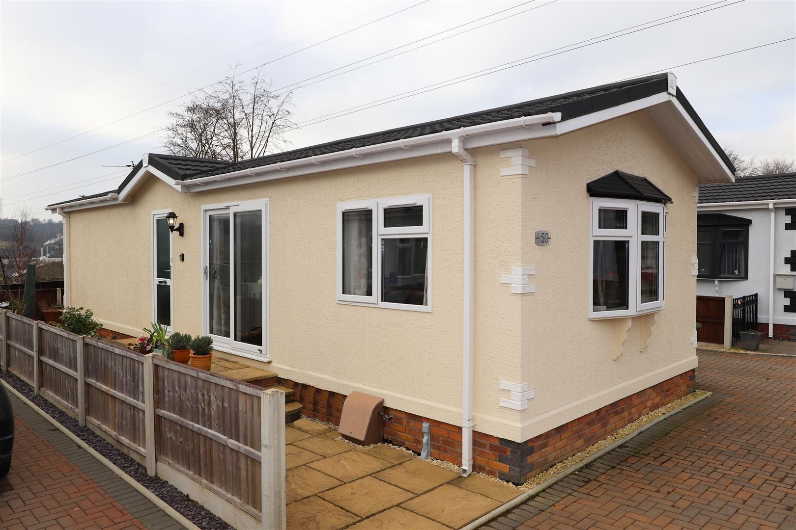 plot-50-pont-pentre.jpg