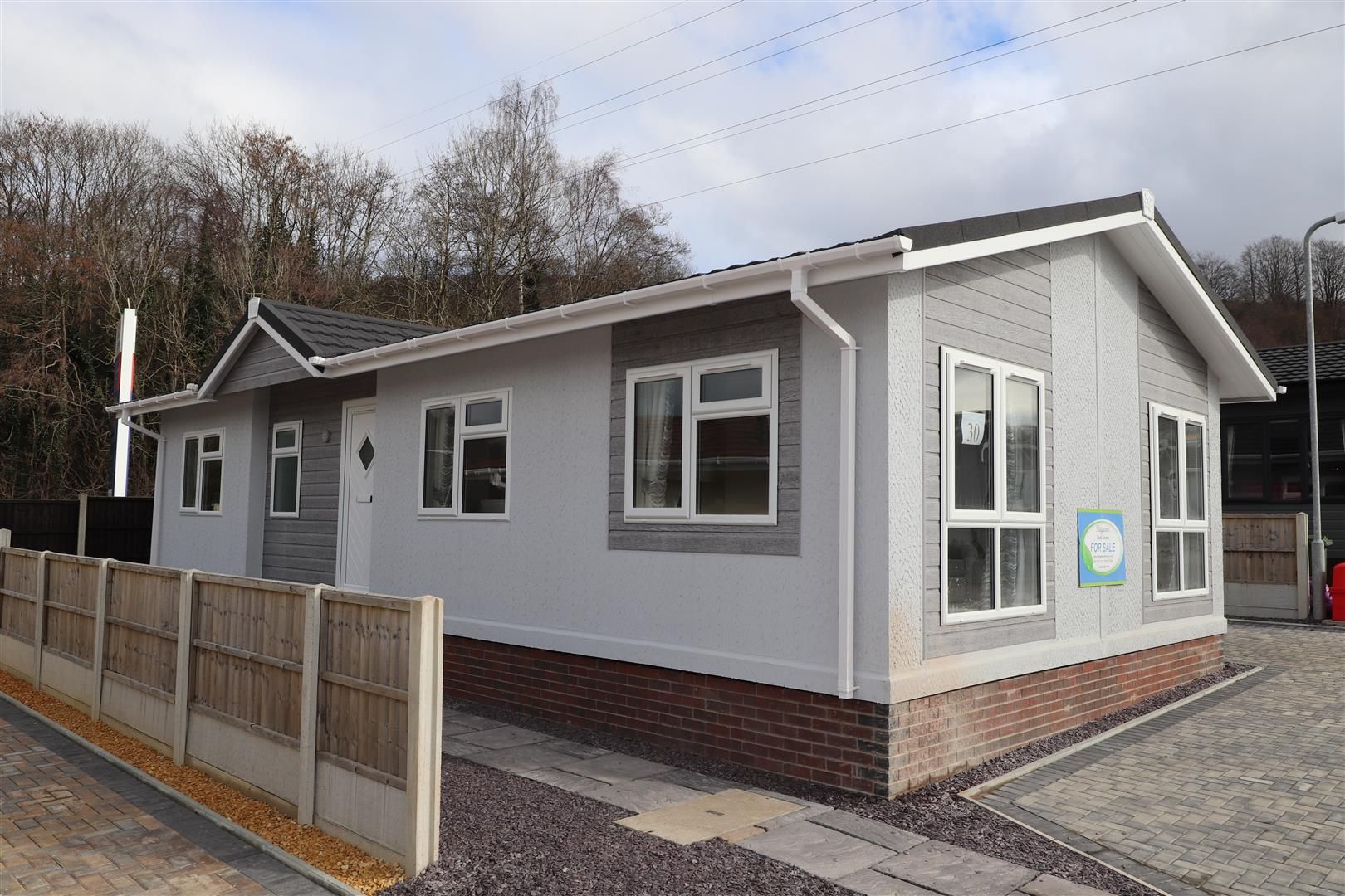 plot-30-pont-pentre.jpg